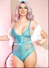 Busty Bailey Jay is the pink papasan who desires to ride your dick until it cums